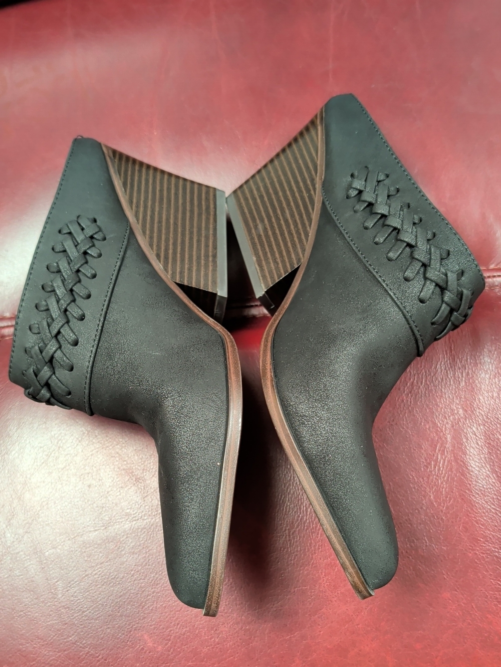 Indigo Black Braided Pointed-Toe Mule Size 7 - Picture 5 of 8